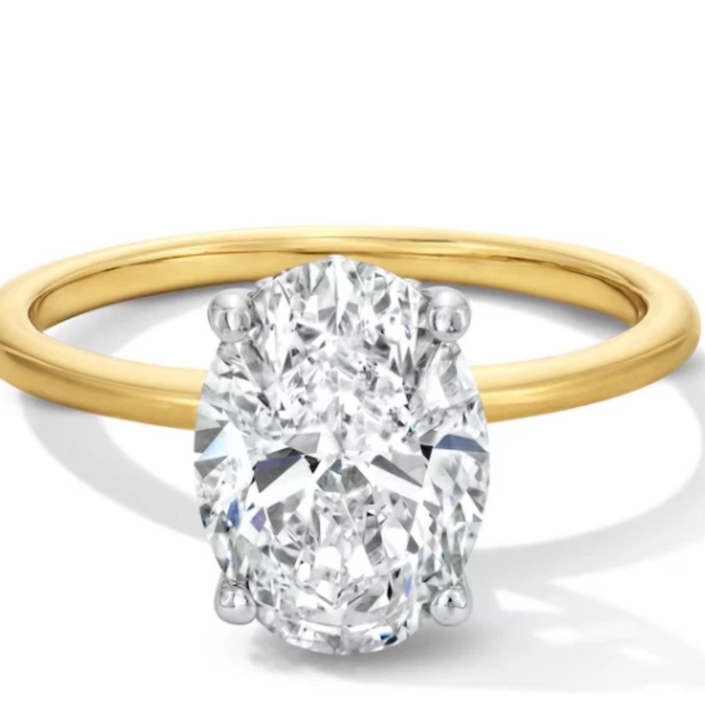 2.75 CT. T.W. Oval Certified Lab-Grown Diamond Solitaire in 14K Gold (F/VS2)